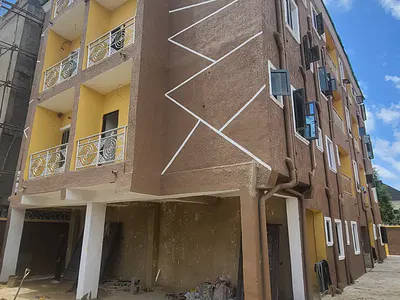 New 1 Bedroom Flat with Prepaid Meter, 2 Toilet — Off Aborishade Road, Lawanson, Surulere, Lagos