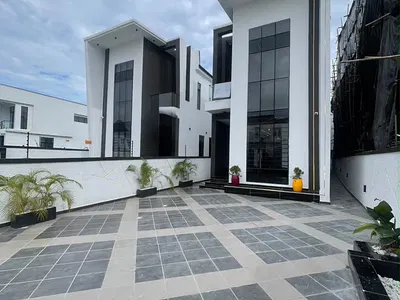 Luxury 5 Bedroom Fully Detached Duplex — Lekki, Lagos
