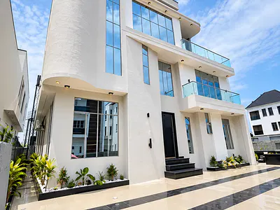 5 Bedroom Fully Detached Duplex — Lekki, Lagos