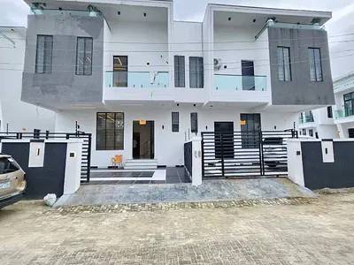 4 Bedroom — Lekki, Lagos