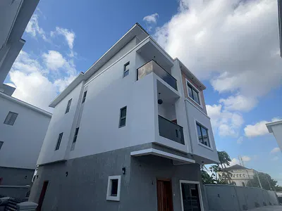 4 Bedroom Detached Duplex — Shonibare, Maryland, Lagos