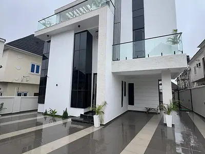 Distinguished 6-Bedroom Duplex with Elevator — Apo, Abuja
