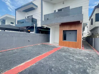4 Bedroom Detached Duplex with Swimming Pool — Ajah, Lagos