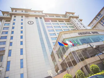 Luxury 5 Star Luxury Waterfront Hotel with Excellent Facility — Lekki, Lagos