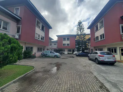 Well Maintained 5 Bedroom Semi-Detached Duplex — Osapa London, Osapa, Lekki, Lagos