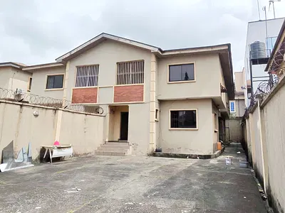 Luxury 3 Bedroom Flat — Off Allen, Ikeja, Lagos