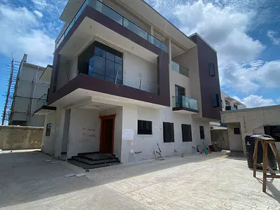 5 Bedroom Detached Duplex with Gym and Cinema — Lekki Scheme 2, Lekki, Lagos