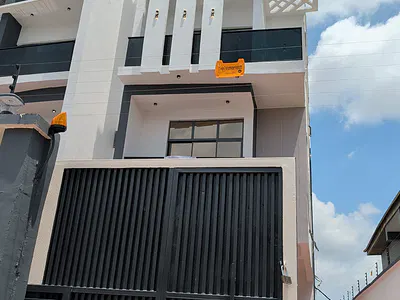 5 Bedroom Semi-Detached Duplex — Adeniyi Jones, Ikeja, Lagos