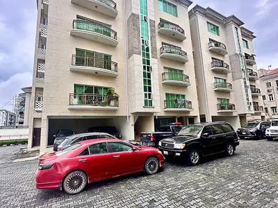 Furnished 4 Bedroom Maisonette with BQ and Swimming Pool — Ikoyi, Lagos