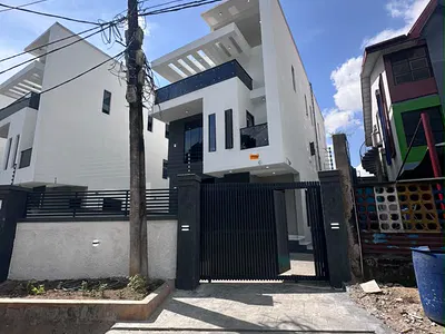 5 Bedroom Detached Duplex with BQ — Adeniyi Jones, Ikeja, Lagos