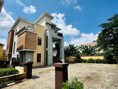 4 Bedroom Fully Detached Duplex with a BQ — Ikeja GRA, Ikeja, Lagos