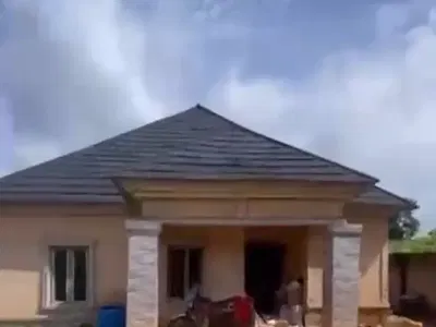 4 Bedrooms Bungalow — Iwu Community, Benin City, Benin, Oredo, Edo
