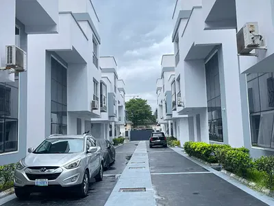 4 Bedroom Detached Duplex — Ikoyi, Lagos