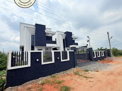 Beautifully Built 4 Bedroom Fully Detached with BQ — Mowe Town, Ogun
