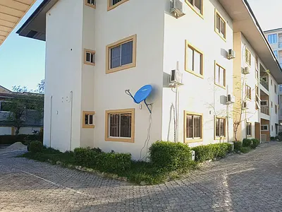 3 Bedroom Flat — Off Admiralty Road Lekki Phase 1, Lekki Phase 2, Lekki, Lagos