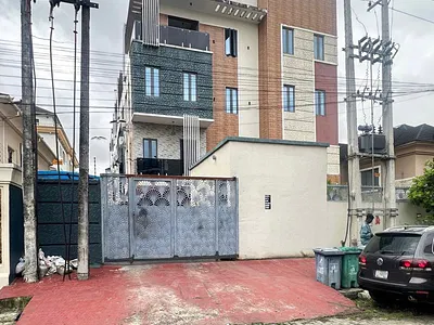 6 Bedroom Terraced Duplex — Ikoyi, Lagos