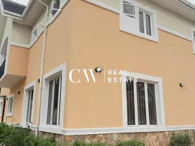 5 Bedroom Detached House — Ikoyi, Lagos