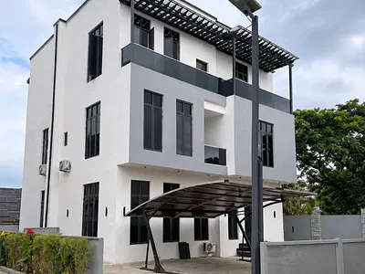 5-Bedroom Luxury Residence + 2-Room Basement — Asokoro District, Abuja
