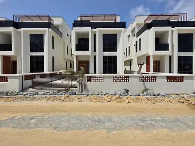 6 Bedroom Fully Detached Duplex, BQ & Rooftop Terrace — Lekky County Homes, Ikota, Lekki, Lagos