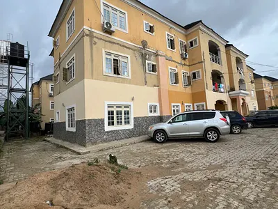 Spacious 3 Bedroom Flat on the Ground Floor — Karsana, Abuja