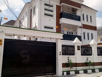 Newly Built Decent 2bedrooms Flat — Surulere, Lagos
