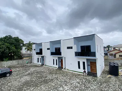 Highly Desirable 4 Bedroom Terraced Duplex — Olokonla Few Min Lagos Business, Sangotedo, Ajah, Lagos