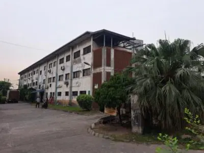 Warehouse / Office Complex — Apapa–oshodi Expressway, Isolo, Lagos