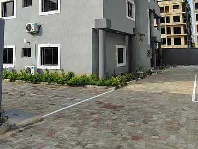 3-Bedroom Apartment with BQ — Lekki Phase1 Proper, Lekki Phase 1, Lekki, Lagos