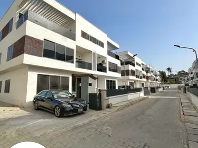4 Bedroom Semi-Detached Duplex — Ikoyi, Lagos
