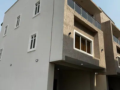 Distress Fully Furnished 5 Bedroom Terrace Duplex with BQ — Oral Estate, Ikota, Lekki, Lagos