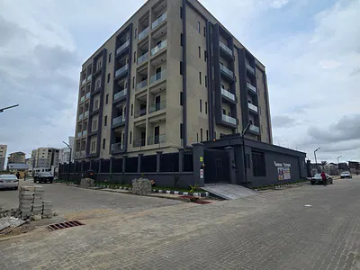 Modern 2-Bedroom Apartment with Gym & Pool — Lekki, Lagos
