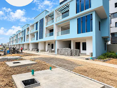 4 Bedroom Terraced Duplex — Lekki Phase 1, Lekki, Lagos