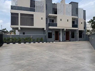 4 Bedroom Terraced Duplex with BQ — Surulere, Lagos