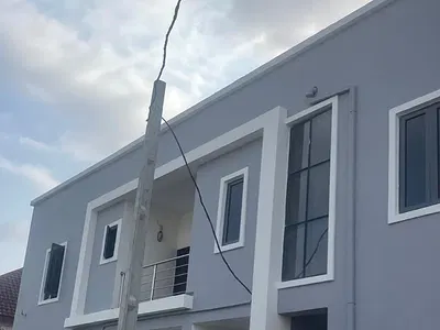 Brand New 1bedroom Apartment Upstairs 2 Toilet — Ajah, Lagos