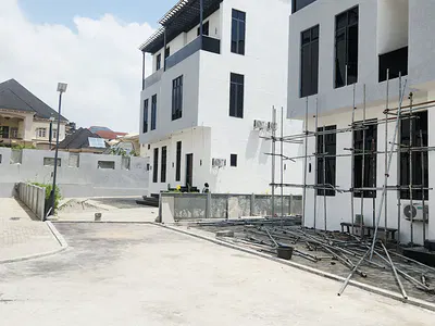Tastefully Finished 5 Hedrooms with Basement — Asokoro District, Abuja