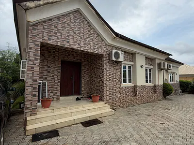 3 Bedroom Detached Bungalow with 2 Rooms BQ — Life Camp, Abuja