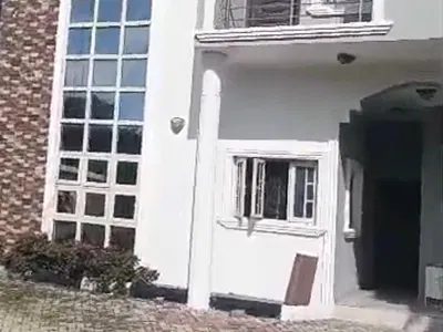 4 Bedroom Semi-Detached Duplex Plus 2 Room BQ — Lekki, Lagos