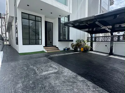 5 Bedroom Detached Duplex — 5bedroom Edifice Tucked Into a Prestigious Estate in Chevron, Lekki, Lagos