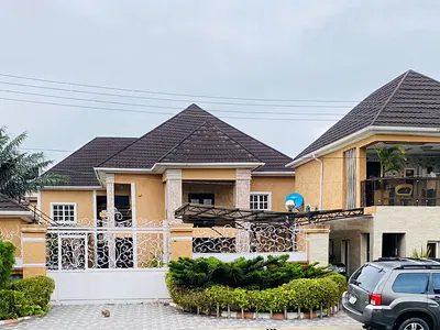 6 Bedroom Detached House with Pool and Gym — Lily Estate, Amuwo Odofin, Lagos