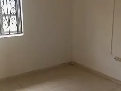 3 Bedroom Flat Upstairs — Magodo Phase 2, Magodo, Lagos
