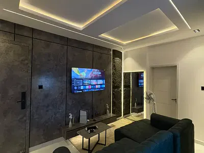 1 Bedroom Apartment — Little Rd Sabo Yaba, Yaba, Lagos