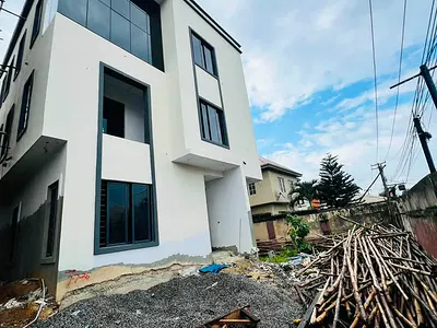 5 Bedroom Detached Duplex with Pool — Adeniyi Jones, Ikoyi, Lagos