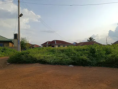 905SQM Plot of Residential Land — Olorisaoko - Elewedu Area, Near Moniya Train Station, Moniya, Ibadan, Oyo