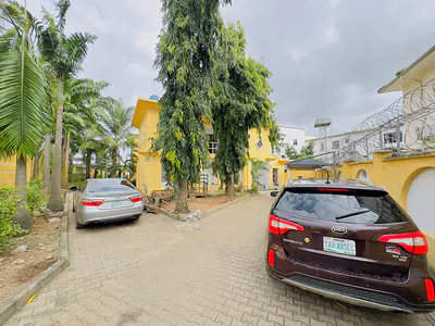 Beautiful 5 Bedroom Serviced Detached Duplex, BQ, Chalet, Gym, Pool, — Serene Neighborhood, Maitama District, Abuja