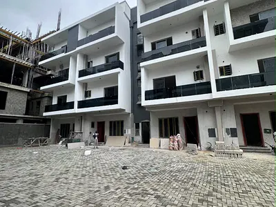 3 Bedroom Penthouse with BQ — Lekki Phase 1, Lekki, Lagos