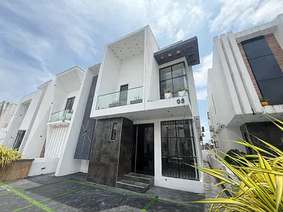 4 Bedroom Detached Duplex — Lekki, Lagos