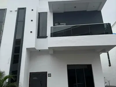 Modern and Neat 4 Bedroom Semi Detached Duplex (Distress) — Lekki, Lagos