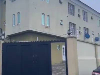 Spacious All-En-Suite 2-Bedroom Flat in a Well Secured Estate — UNILAG Estate, Magodo Phase 1, Magodo, Lagos