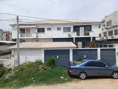 Commercial Property on 1100 SQM Plot — Lekki, Lagos
