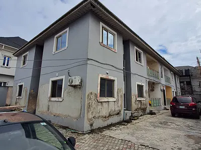 3 Bedroom Flat Upstairs — Okun Ajah Opposite Zanta Cruz Beach, Ajah, Lagos